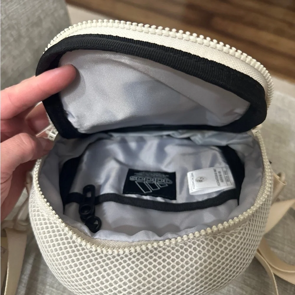 Adidas Cream Mini Backpack - Picture 3 of 3